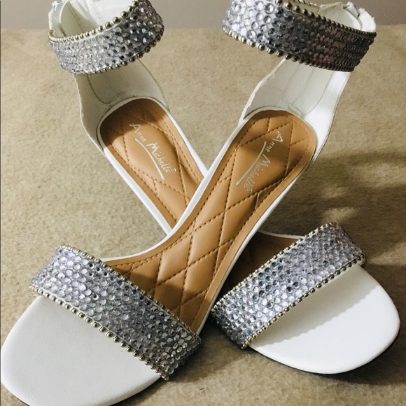 🔴 Custom Blinged Sandals - Picture 3 of 5